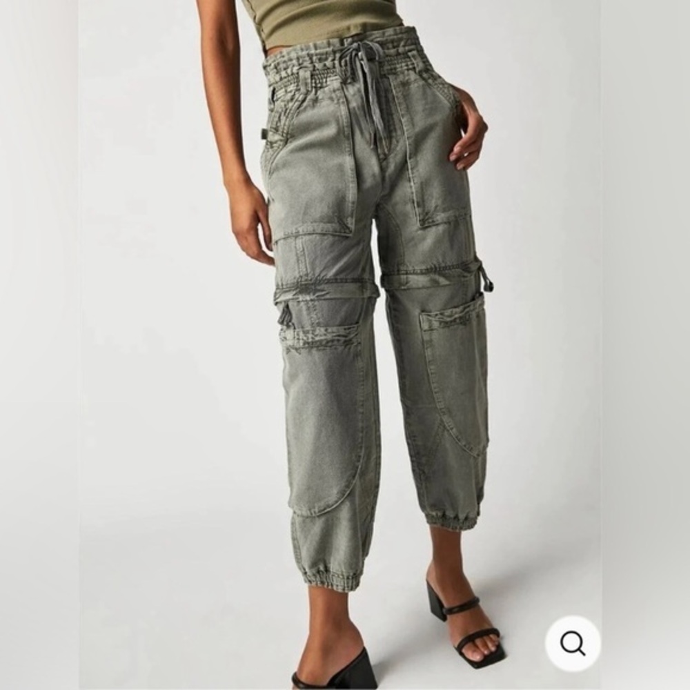Free People Wind Drift Convertible Pants Utility Shorts Zipper, Ivy League NWT - Picture 2 of 12